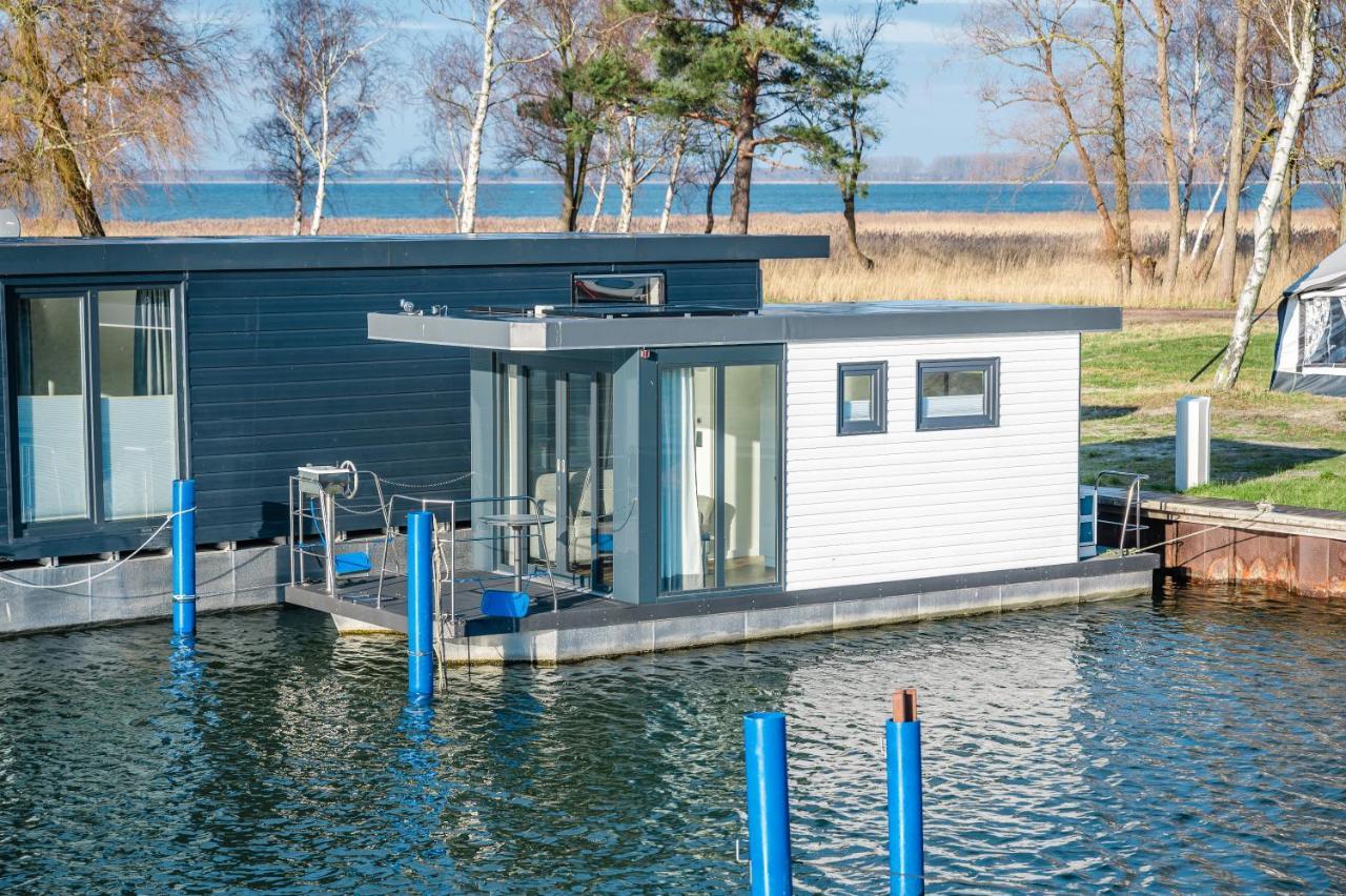 Marina Martinshafen Hotel Sassnitz Bagian luar foto
